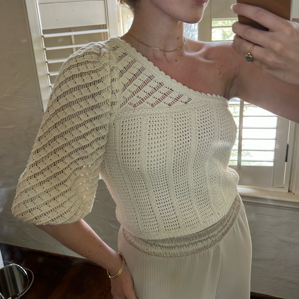 Knit One Shoulder Puff Sleeve Sweater
